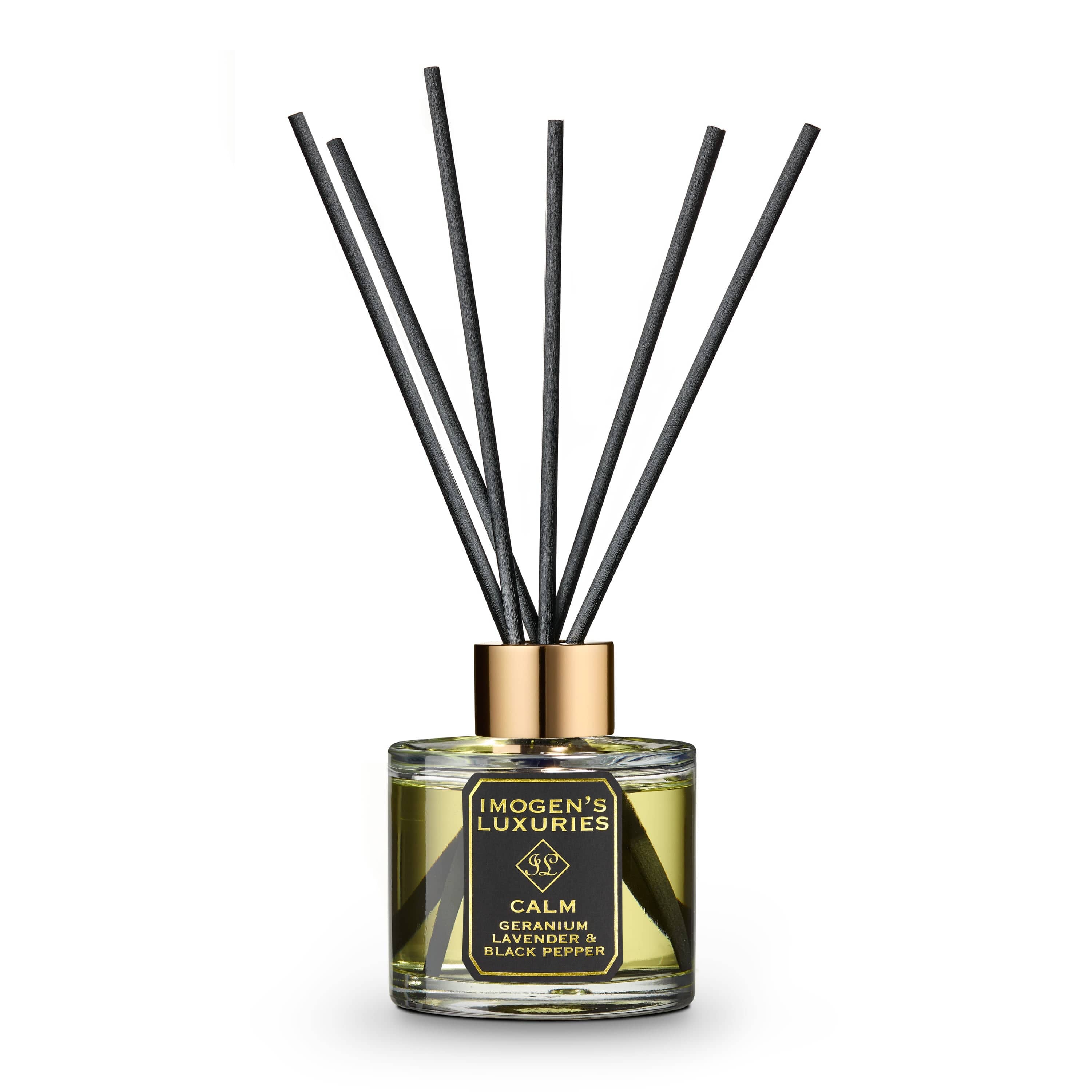 Calm reed diffuser 100ml size and long lasting scent. Fragranced with Geranium, Lavender & Black Pepper pure essential oils. Natural, vegan and cruelty free. 6 Thick black reeds included. Handmade by Imogen's Luxuries in Berkshire England