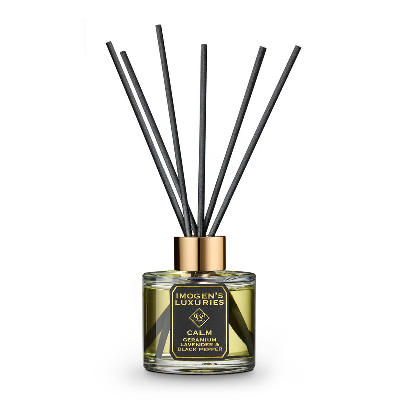 Calm reed diffuser 100ml size and long lasting scent. Fragranced with Geranium, Lavender & Black Pepper pure essential oils. Natural, vegan and cruelty free. 6 Thick black reeds included. Handmade by Imogen's Luxuries in Berkshire England