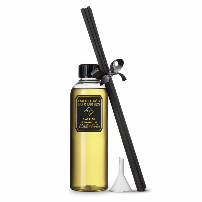 Calm Reed Diffuser refill set is a large 200ml bottle with 6 thick black reeds. Scented with a blend of Geranium, Lavender & Black Pepper essential oils it's an environmentally friendly and cost effective way to make your diffuser last longer.  Perfume your home naturally with this calming and relaxing fragrance. Vegan, cruelty free and handmade in Berkshire by Imogen's Luxuries