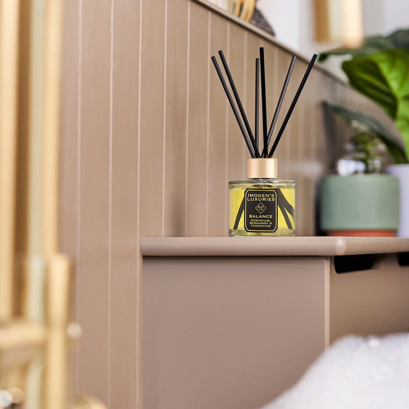 Balance 100ml reed diffuser is perfect to convert your bathroom into your beautifully scented haven. Featuring Geranium, Bergamot & Tangerine Essential oils which is a wonderfully natural, spa scent. Focusing on your sensory home helps improve well-being with the natural powers of these essential oils. Handmade in Berkshire England and natural, vegan and cruelty free. Long lasting, our 100ml diffuser will last between 8-12 weeks.